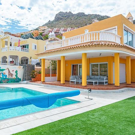 Villa With Private Pool And Magnificent Views Адехе Екстериор снимка